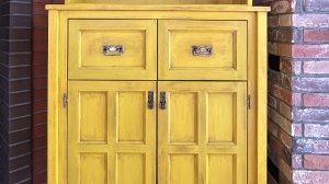 Семейная столярная мастерская. Изготавливаем мебель.