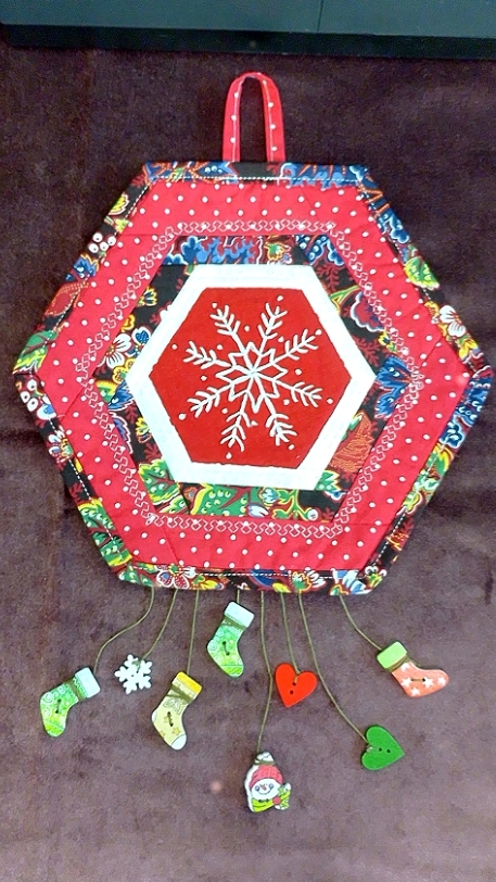 🌠 Пэчворк. Новогодние прихватки. Панно. Подарки #пэчворк #shorts #patchwork #новыйгод смотреть онлайн