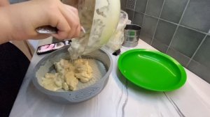 ГОТОВИТ ВНУЧКА. ШАРЛОТКА.