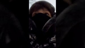 стрииииимь с моим другом ирл то есть на телефоне