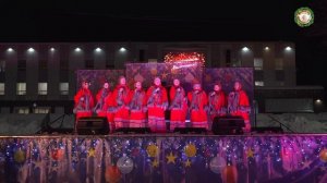Поздравления с Новым годом принимайте от Народного хора «Сударушка» (руководитель Валерий Кашков).