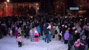 В Зеленогорске официально открыт новогодний городок в сквере