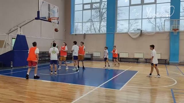 Новогодний праздник для баскетболистов смотреть онлайн