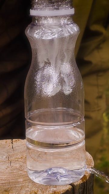 Копчёные сухарики в бутылке! #бушкратф #еда #кириллмультитул #выживание #кемпинг смотреть онлайн