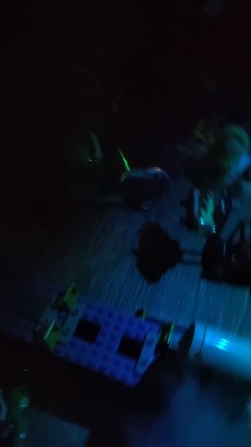 Ночная разгрузка по ёлкой