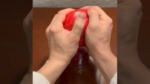 How to squeeze the juice out of a pomegranate