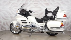 HONDA GL 1800 Gold Wing vin SC47-1100054