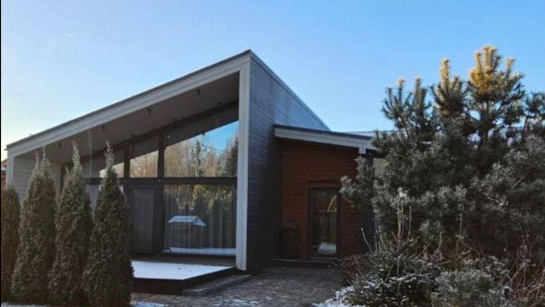 Сегодняшний обзор от Алексея Архипова - дом в Софийских садах, в 15 минутах от города смотреть онлайн