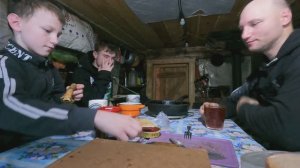 Таёжные приключения! Вывозим металл, Прокладываем дорогу в заброшку. Заночевали в избе.