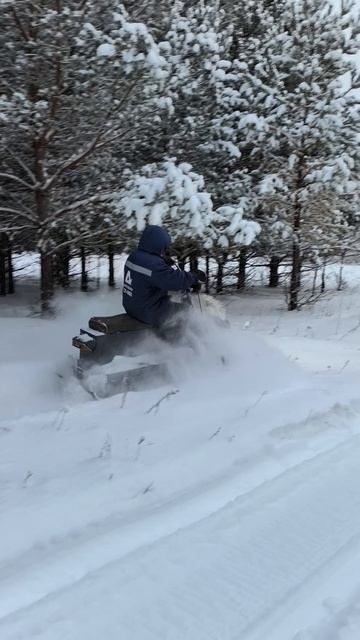 самый первый снегоход) смотреть онлайн