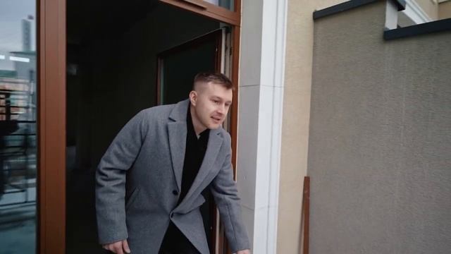 Жизнь ПО-ДВОРЯНСКИ в самом РУССКОМ ЖК Сибири. Обзор “Вознесенского” смотреть онлайн