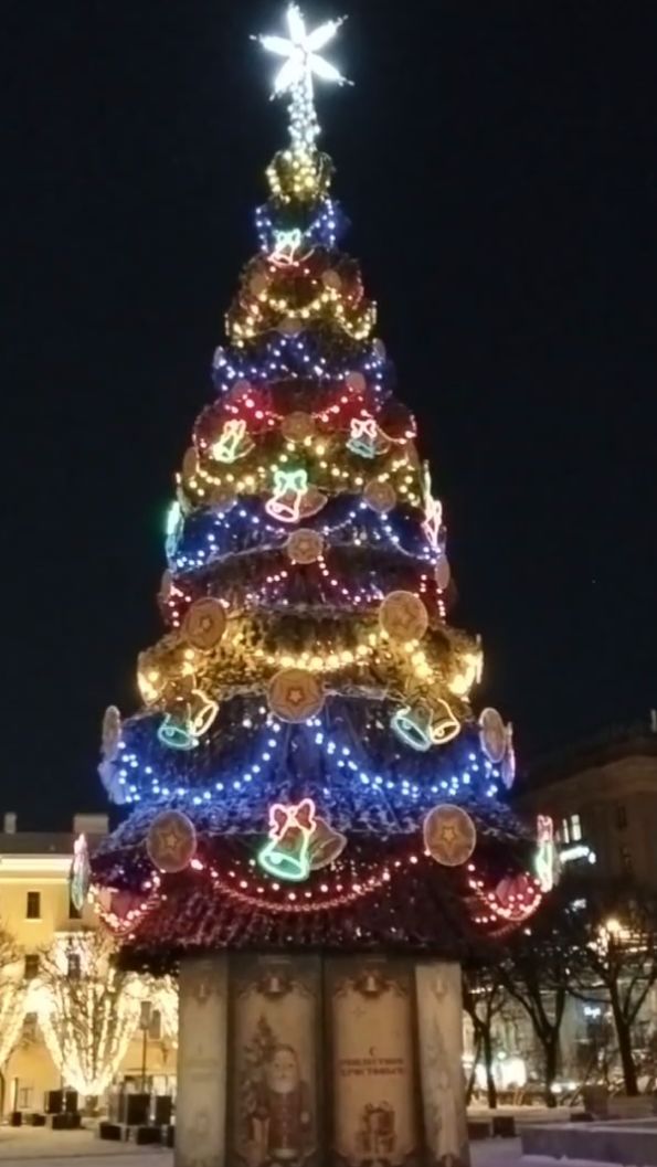 Праздничный наряд Санкт-Петербурга смотреть онлайн