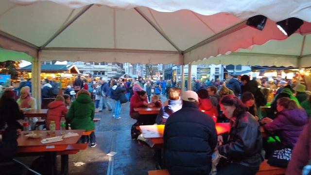 Харлем в рождественском сиянии — крупнейший рождественский маркет Нидерландов смотреть онлайн