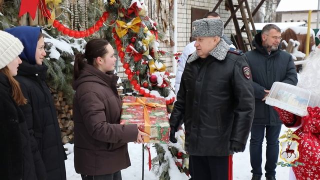 Новогодняя сказка сбылась: как мечта юной всадницы Виринеи исполнилась благодаря "Ёлке желаний“ смотреть онлайн