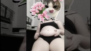 наполняю животик сладкой едой.