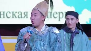 универсал хан коронушу