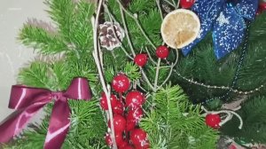 Наш новогодний ужин и ёлочка.mp4