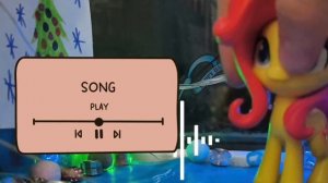 распаковка подарка. Новый год, детский садик lucky kids.