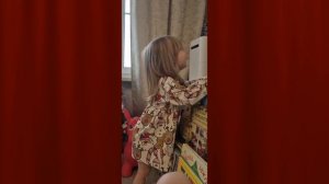 Катя поздравляет