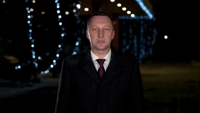 Губернатор Роман Бусаргин поздравил саратовцев с Новым годом смотреть онлайн