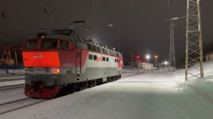 Электровоз ЧС4Т-503 следует резервом в Киров