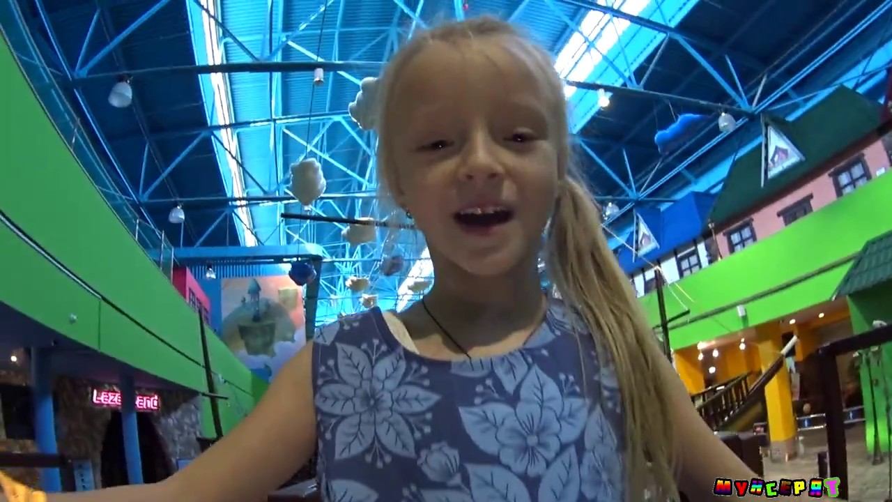 День рождения моей сестренки Таи в Изумрудном городе в Красноярске видео для детей от Мунсерят