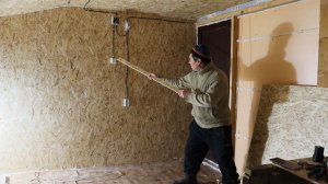 Завел Электричество! Обшил Потолок в Мастерской!