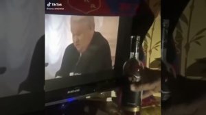 Кстати, 31 декабря 1999 года Ельцин ушел в отставку с поста президента России.