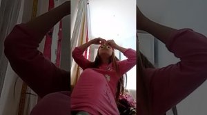 мама подарила раньше Нового года подарок