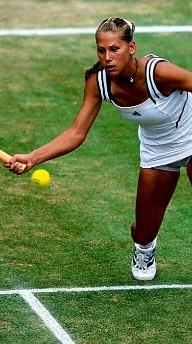 Чемпионы. Анна Курникова теннис #спорт смотреть онлайн