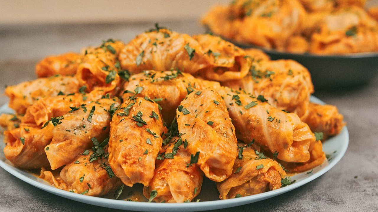 Таких вкусных голубцов я ещё не ела! Просто, быстро и очень вкусно. смотреть онлайн