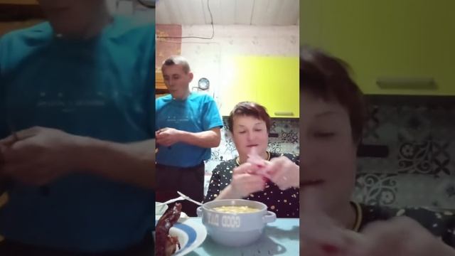 Приятного аппетита 😋 смотреть онлайн