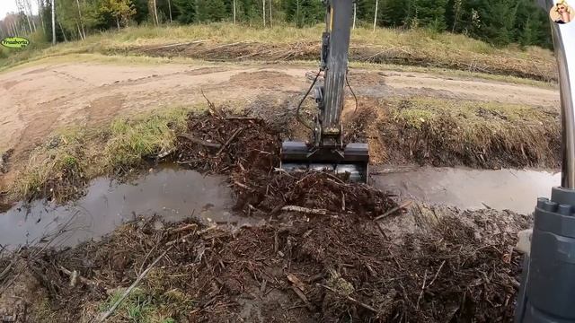 Строительство, дренажные работы на лесной дороге смотреть онлайн