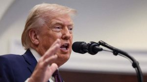 Глава МИД Ирана призвал осудить угрозы Трампа в адрес Тегерана