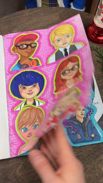 Распаковка бумажных сюрпризов ОТБРОСЫ #наклейки #творчество #сюрприз #отбросы #сериал смотреть онлайн