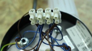 Как подключить люстру к двум выключателям