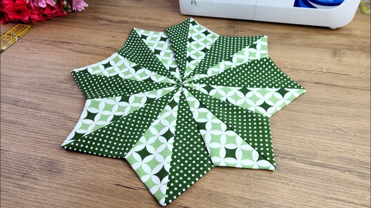 Потрясающая лоскутная салфетка «Звезда» на стол! ✨ Простая техника пэчворк для украшения интерьера смотреть онлайн
