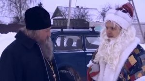 Сергей Кагадеев в эпизодической роли священника