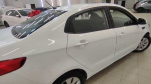 киа рио белый