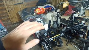 Озверел снегоуборщик Champion ST656