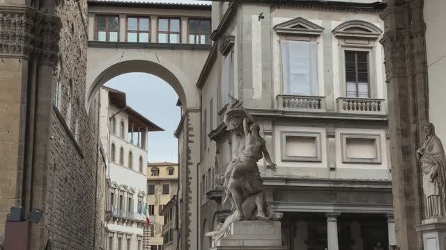 КРАСОТА ВОЛШЕБНОГО ГОРОДА ФЛОРЕНЦИИ В РОЖДЕСТВО смотреть онлайн