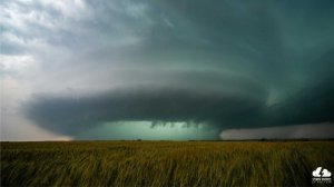 Что такое ураган и как он образуется? Чем смерч отличается от торнадо? #ураган #торнадо #смерч