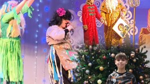 Готовимся к Новому Году/Украшаю зал/Забрала подарки с озона/