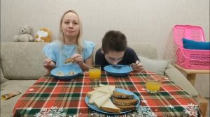 Встречаем новый год! 🎄 Красиво и вкусно! 😋 Опять шампанское 😆