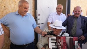 МОШОНИ ЗОЛОТОЙ КОЛОС