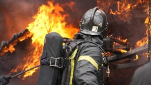 На Кубани произошел пожар на НПЗ после падения обломков БПЛА