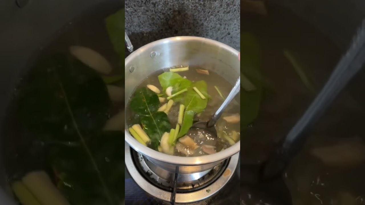 Бали влог | Жизнь на Бали | Готовим суп Том Ям (Tom Yam) дома | Еда на Бали смотреть онлайн