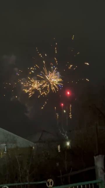 Салюты!!! смотреть онлайн