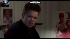 Новогоднего настроения чуть-чуть вам. Как правильно оставаться одному дома. Смотрим "Один дома" и "О