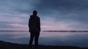 أبو الطيب المتنبي - أَجابَ دَمعي وَما الداعي سِوى طَلَلِ